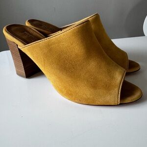 Firenze Studio Women's Yellow Leather Shoes